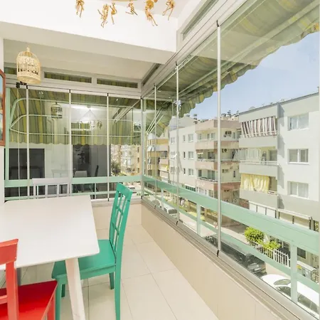 Stone Flat W Balcony 3 Min To Hadrian Gates