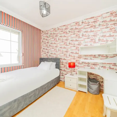 Stone Flat W Balcony 3 Min To Hadrian Gates Antalya